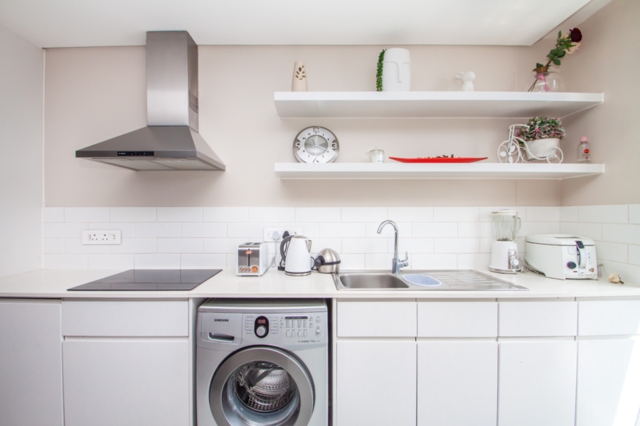 1 Bedroom Property for Sale in Woodstock Western Cape
